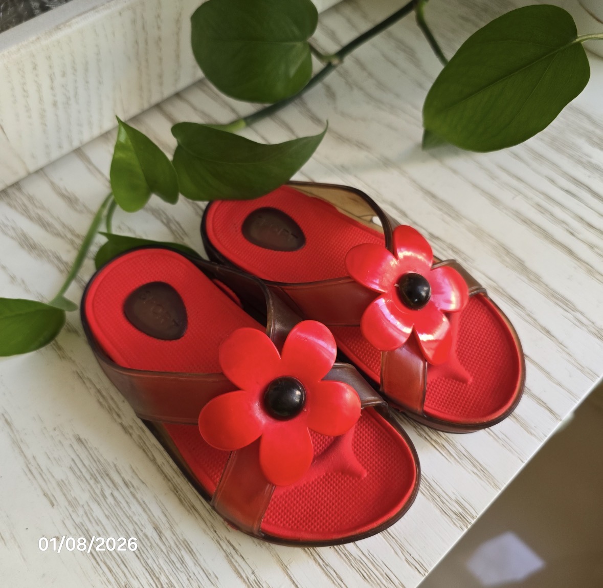 دمپایی پلاستیکی دخترانه سایز ۲۴ پاپا