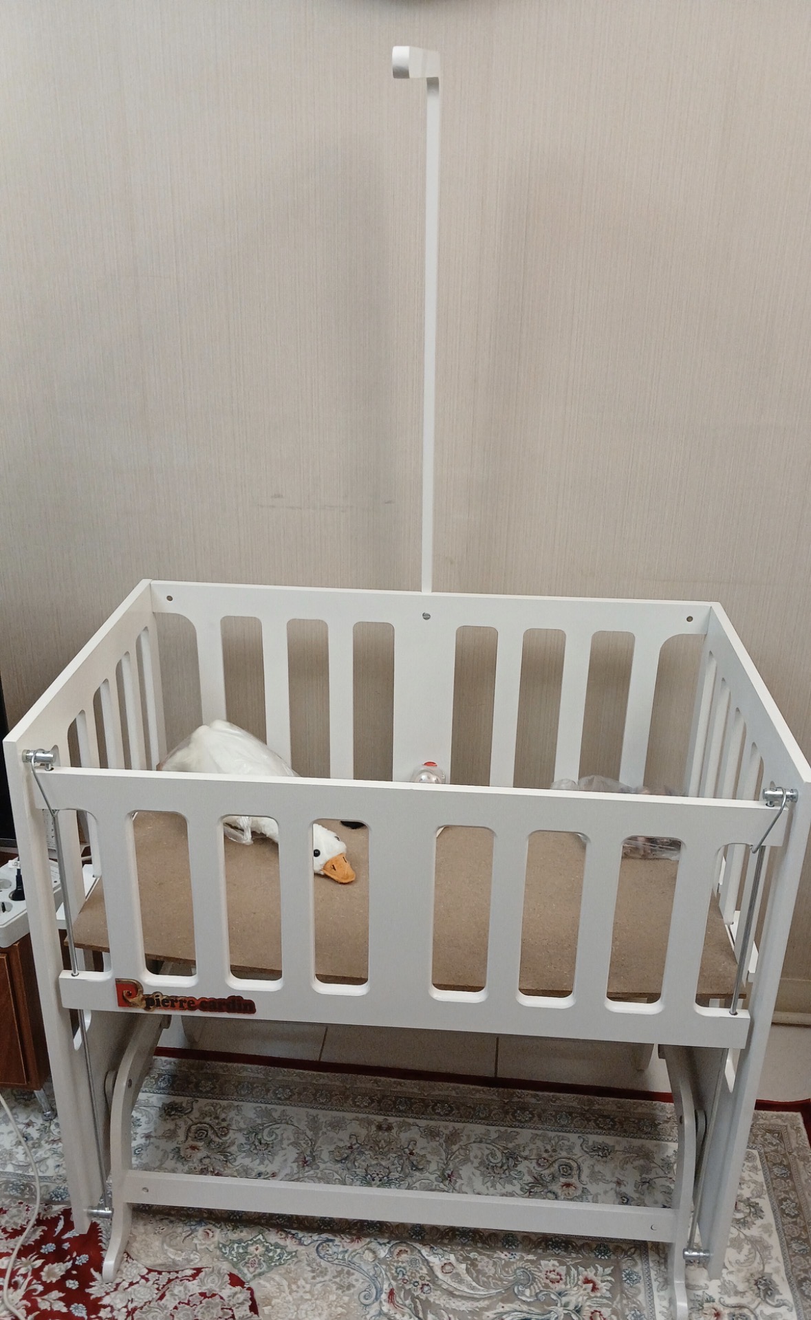 تخت کنار مادر چوبی همراه سرویس کامل خواب پیرگاردین